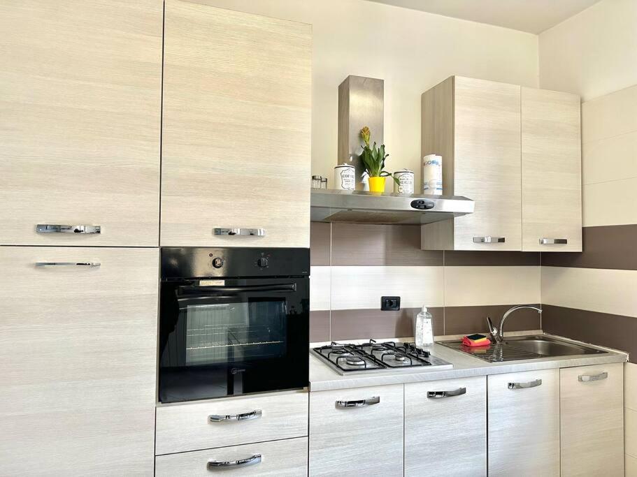 Terni Centro&Stazione By Gavi Apartments Exterior foto